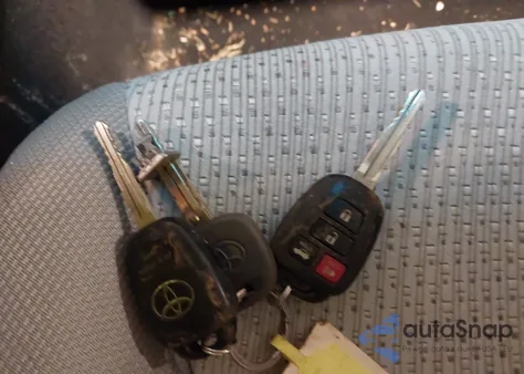 2012 Toyota Camry Le z USA, uszkodzony, nr VIN 4T4BF1FK4CR273723